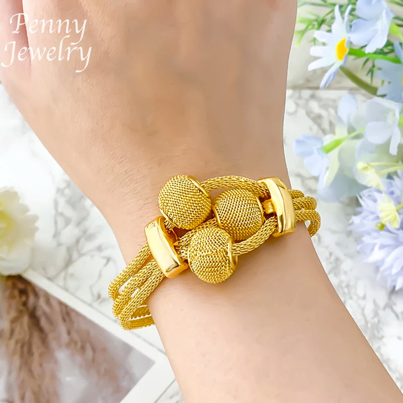 Daily Wear Exquisite Jewelry Set for Women Necklace Earrings Bracelet Dubai Gold Plated Jewellery for Banquet Party Wedding Gift